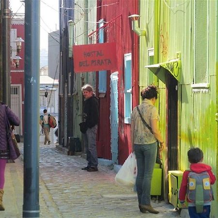Hostal Del Pirata 瓦尔帕莱索 外观 照片
